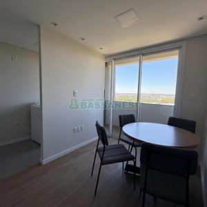 Apartamento com 58m², 2 dormitórios, 1 vaga, no bairro Sanvitto em Caxias do Sul para Alugar