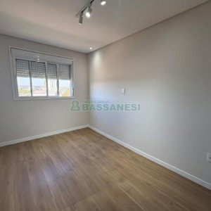 Apartamento com 58m², 2 dormitórios, 1 vaga, no bairro Sanvitto em Caxias do Sul para Alugar