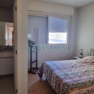 Apartamento com 102m², 3 dormitórios, 1 vaga, no bairro Centro em Caxias do Sul para Comprar