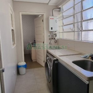 Apartamento com 102m², 3 dormitórios, 1 vaga, no bairro Centro em Caxias do Sul para Comprar