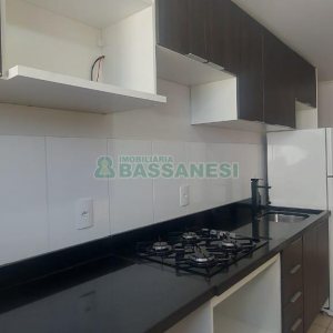 Apartamento com 47m², 2 dormitórios, no bairro São Virgílio em Caxias do Sul para Alugar