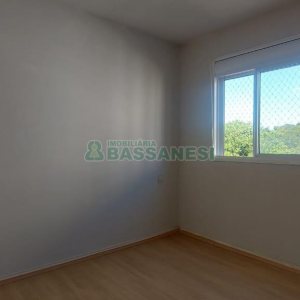 Apartamento com 47m², 2 dormitórios, no bairro São Virgílio em Caxias do Sul para Alugar