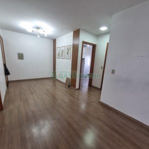 Apartamento com 63m², 2 dormitórios, 1 vaga, no bairro Marechal Floriano em Caxias do Sul para Alugar