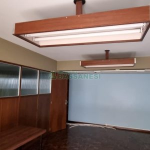 Sala com 150m², no bairro Pio X em Caxias do Sul para Alugar