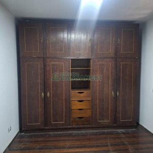 Casa com 110m², 3 dormitórios, no bairro Cinqüentenário em Caxias do Sul para Alugar