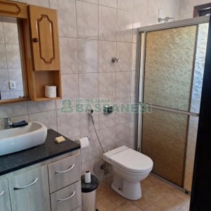 Casa com 110m², 3 dormitórios, no bairro Cinqüentenário em Caxias do Sul para Alugar