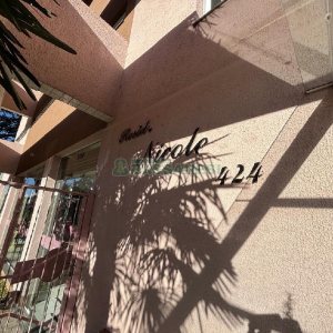 Apto Mobiliado com 92m², 1 dormitório, 2 vagas, no bairro Cruzeiro em Caxias do Sul para Alugar