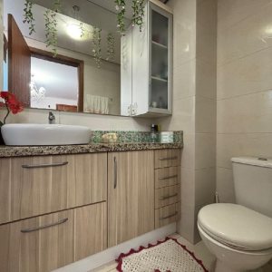 Apto Mobiliado com 92m², 1 dormitório, 2 vagas, no bairro Cruzeiro em Caxias do Sul para Alugar