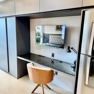 Kitinete Mobiliado com 40m², 1 dormitório, 1 vaga, no bairro Petrópolis em Caxias do Sul para Alugar