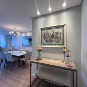 Apto Mobiliado com 88m², 2 dormitórios, 2 vagas, no bairro Villagio Iguatemi em Caxias do Sul para Alugar