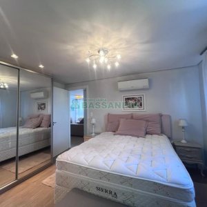 Apto Mobiliado com 88m², 2 dormitórios, 2 vagas, no bairro Villagio Iguatemi em Caxias do Sul para Alugar