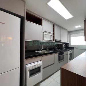 Apto Mobiliado com 88m², 2 dormitórios, 1 vaga, no bairro Villagio Iguatemi em Caxias do Sul para Alugar