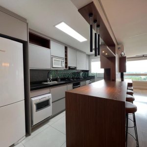 Apto Mobiliado com 88m², 2 dormitórios, 1 vaga, no bairro Villagio Iguatemi em Caxias do Sul para Alugar