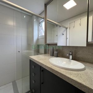 Apto Mobiliado com 88m², 2 dormitórios, 1 vaga, no bairro Villagio Iguatemi em Caxias do Sul para Alugar