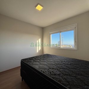 Apartamento com 40m², 1 dormitório, 1 vaga, no bairro Petrópolis em Caxias do Sul para Alugar