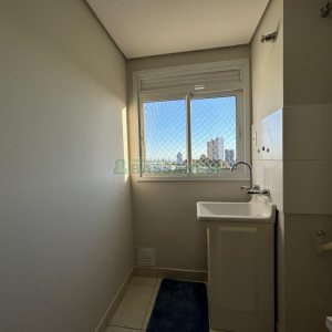 Apartamento com 40m², 1 dormitório, 1 vaga, no bairro Petrópolis em Caxias do Sul para Alugar