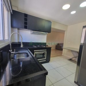 Apto Mobiliado com 87m², 2 dormitórios, 1 vaga, no bairro Petrópolis em Caxias do Sul para Alugar