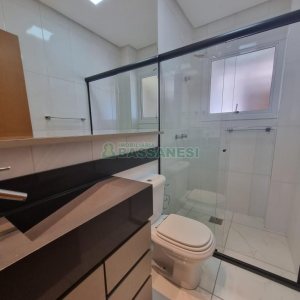 Apto Mobiliado com 87m², 2 dormitórios, 1 vaga, no bairro Petrópolis em Caxias do Sul para Alugar