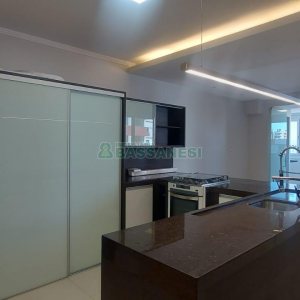 Apartamento com 156m², 3 dormitórios, 1 vaga, no bairro Panazzolo em Caxias do Sul para Alugar