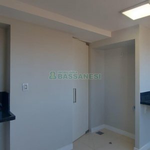 Apartamento com 156m², 3 dormitórios, 1 vaga, no bairro Panazzolo em Caxias do Sul para Alugar