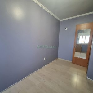 Apartamento com 67m², 2 dormitórios, 1 vaga, no bairro Vinhedos em Caxias do Sul para Alugar