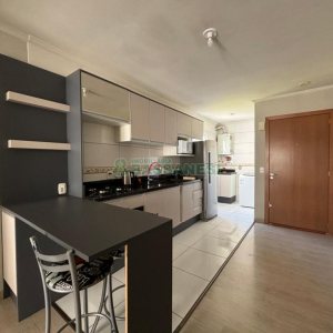 Apartamento com 67m², 2 dormitórios, 1 vaga, no bairro Vinhedos em Caxias do Sul para Alugar