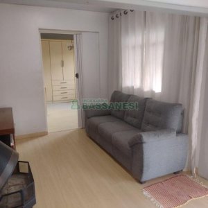 Casa com 190m², 3 dormitórios, 1 vaga, no bairro Santa Catarina em Caxias do Sul para Comprar