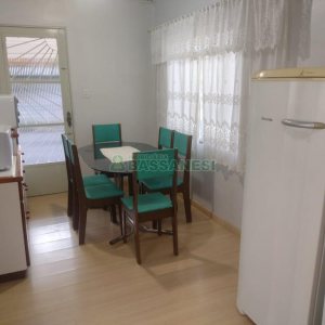 Casa com 190m², 3 dormitórios, 1 vaga, no bairro Santa Catarina em Caxias do Sul para Comprar