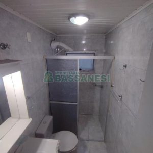 Casa com 190m², 3 dormitórios, 1 vaga, no bairro Santa Catarina em Caxias do Sul para Comprar