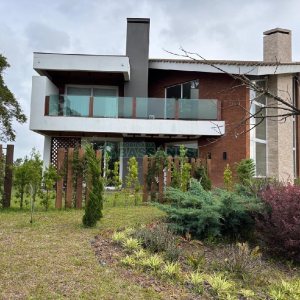 Casa com 400m², 4 dormitórios, 3 vagas, no bairro São Ciro em Caxias do Sul para Alugar