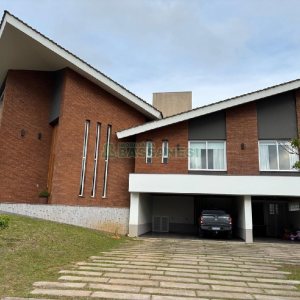 Casa com 400m², 4 dormitórios, 3 vagas, no bairro São Ciro em Caxias do Sul para Alugar