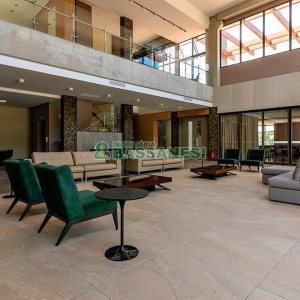 Casa com 400m², 4 dormitórios, 3 vagas, no bairro São Ciro em Caxias do Sul para Alugar