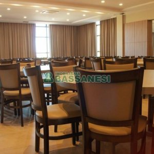 Casa com 400m², 4 dormitórios, 3 vagas, no bairro São Ciro em Caxias do Sul para Alugar