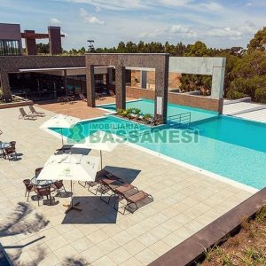 Casa com 400m², 4 dormitórios, 3 vagas, no bairro São Ciro em Caxias do Sul para Alugar