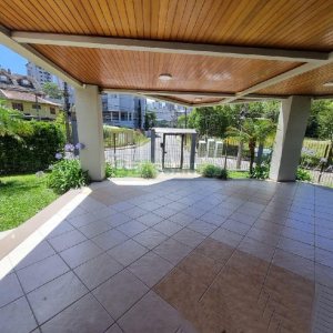 Apto Mobiliado com 74m², 2 dormitórios, 1 vaga, no bairro Cristo Redentor em Caxias do Sul para Alugar