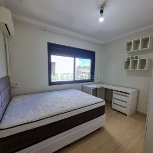 Apto Mobiliado com 74m², 2 dormitórios, 1 vaga, no bairro Cristo Redentor em Caxias do Sul para Alugar