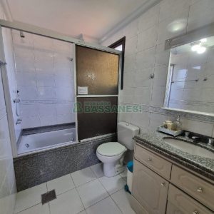 Apto Mobiliado com 74m², 2 dormitórios, 1 vaga, no bairro Cristo Redentor em Caxias do Sul para Alugar