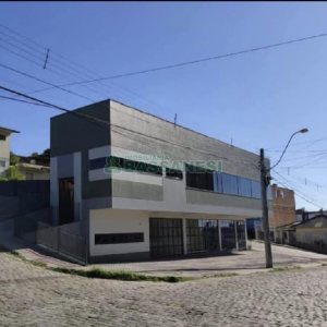 Sobreloja com 186m², 12 vagas, no bairro São Leopoldo em Caxias do Sul para Alugar