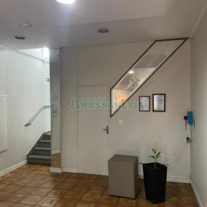 Sala com 42m², no bairro Rio Branco em Caxias do Sul para Comprar