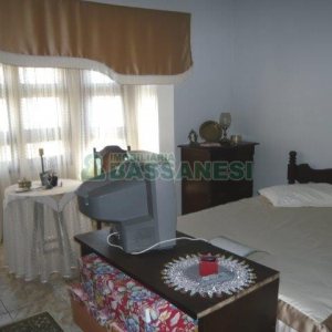 Casa com 230m², 4 dormitórios, 3 vagas, no bairro Bela Vista em Caxias do Sul para Alugar