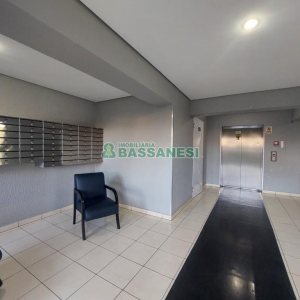 Apartamento com 53m², 2 dormitórios, 1 vaga, no bairro Lourdes em Caxias do Sul para Alugar