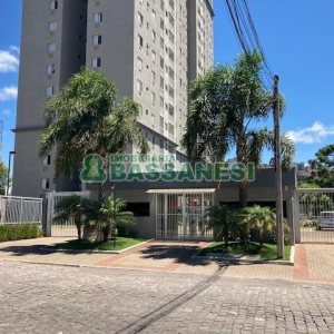 Apartamento com 53m², 2 dormitórios, 1 vaga, no bairro Lourdes em Caxias do Sul para Alugar