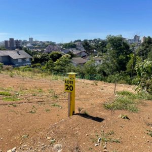 Terreno, no bairro Interlagos em Caxias do Sul para Comprar