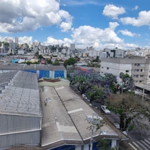 Apartamento com 51m², 1 dormitório, 1 vaga, no bairro Santa Catarina em Caxias do Sul para Comprar