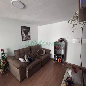 Apto Mobiliado com 58m², 2 dormitórios, 1 vaga, no bairro Desvio Rizzo em Caxias do Sul para Alugar