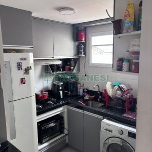 Apto Mobiliado com 58m², 2 dormitórios, 1 vaga, no bairro Desvio Rizzo em Caxias do Sul para Alugar