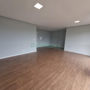 Apartamento com 48m², 1 dormitório, 1 vaga, no bairro Santa Catarina em Caxias do Sul para Alugar ou Comprar