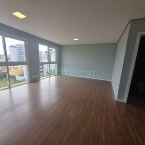 Apartamento com 48m², 1 dormitório, 1 vaga, no bairro Santa Catarina em Caxias do Sul para Alugar ou Comprar