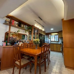 Apartamento com 81m², 2 dormitórios, 2 vagas, no bairro Panazzolo em Caxias do Sul para Comprar