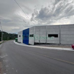 Pavilhão com 1600m², no bairro Jardim das Hortências em Caxias do Sul para Alugar